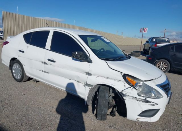 2018 NISSAN Versa