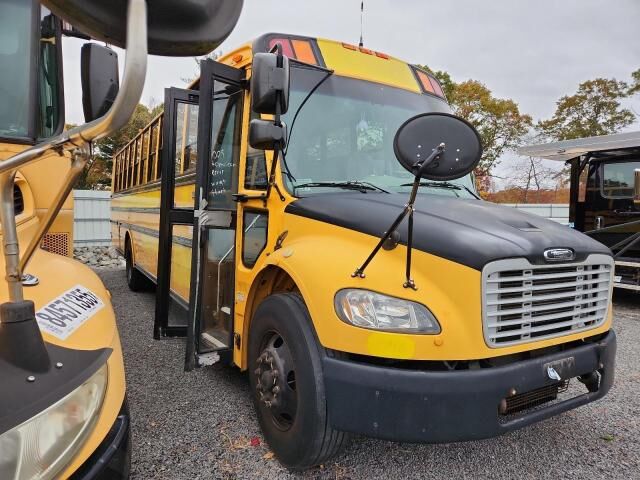 2012 FREIGHTLINER B2 Bus Chassis