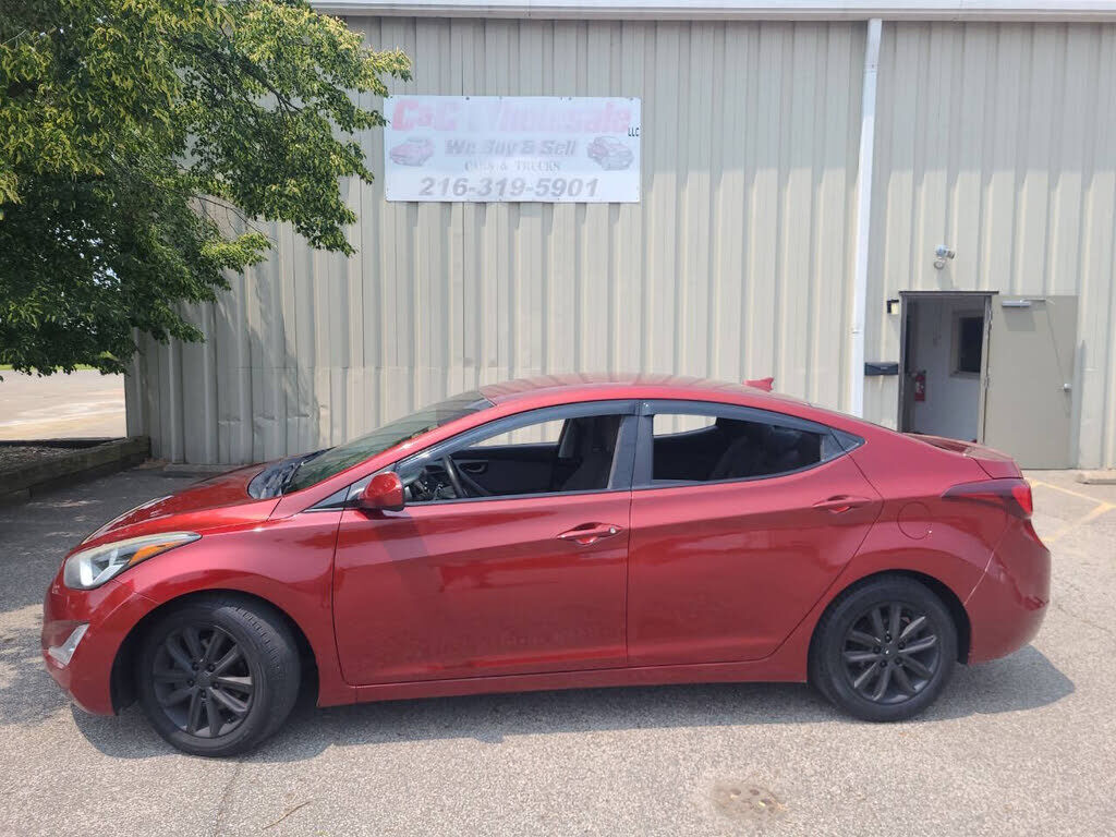 2016 HYUNDAI Elantra