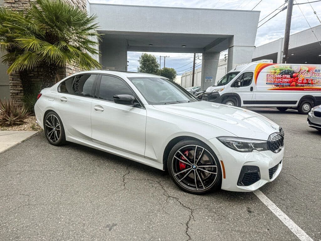 2022 BMW M3
