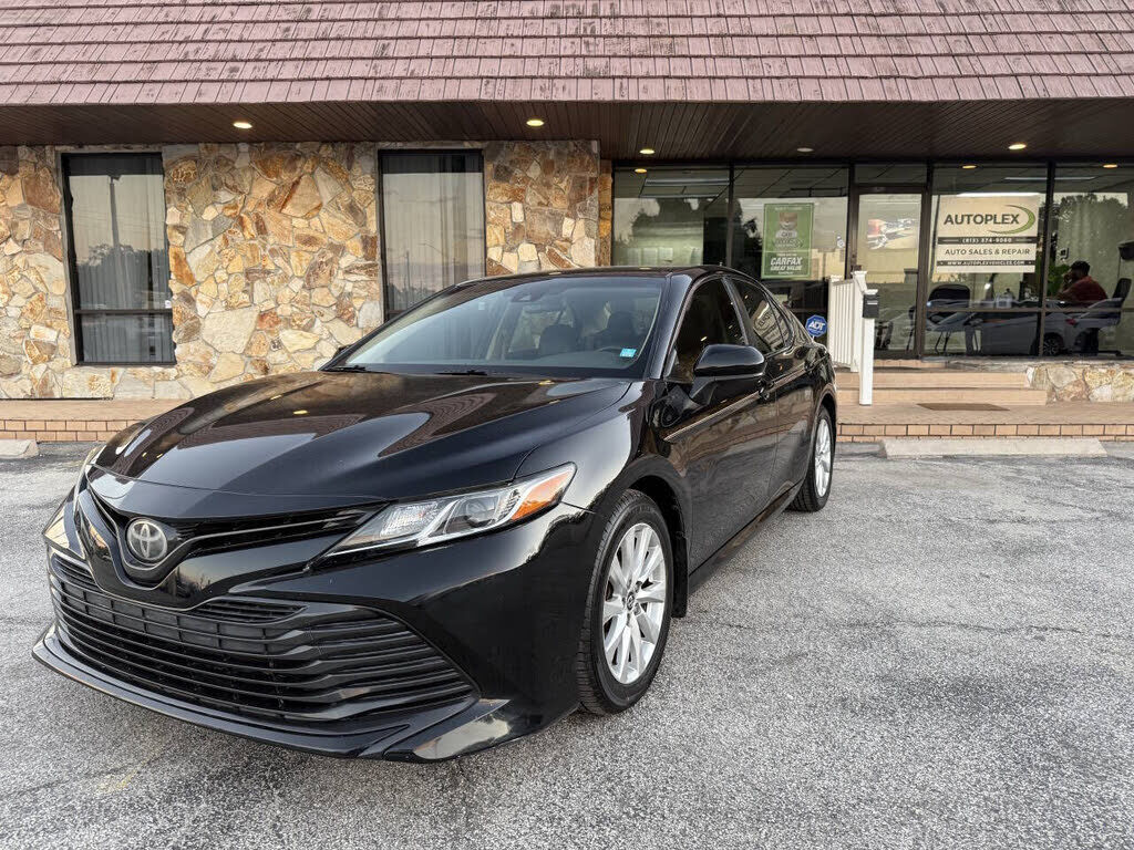 2018 TOYOTA Camry