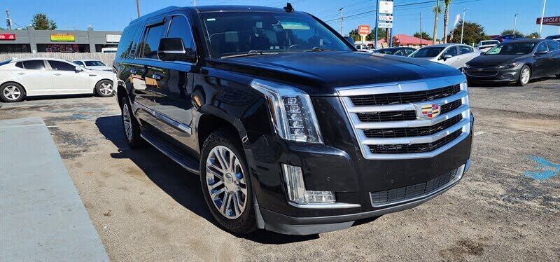 2016 CADILLAC Escalade