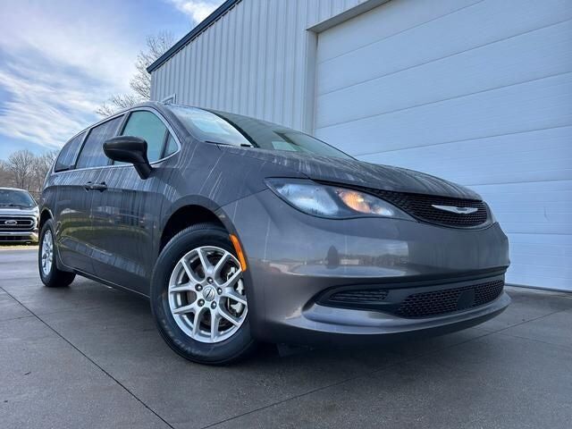 2022 CHRYSLER Pacifica