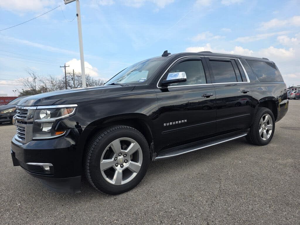 2018 CHEVROLET Suburban