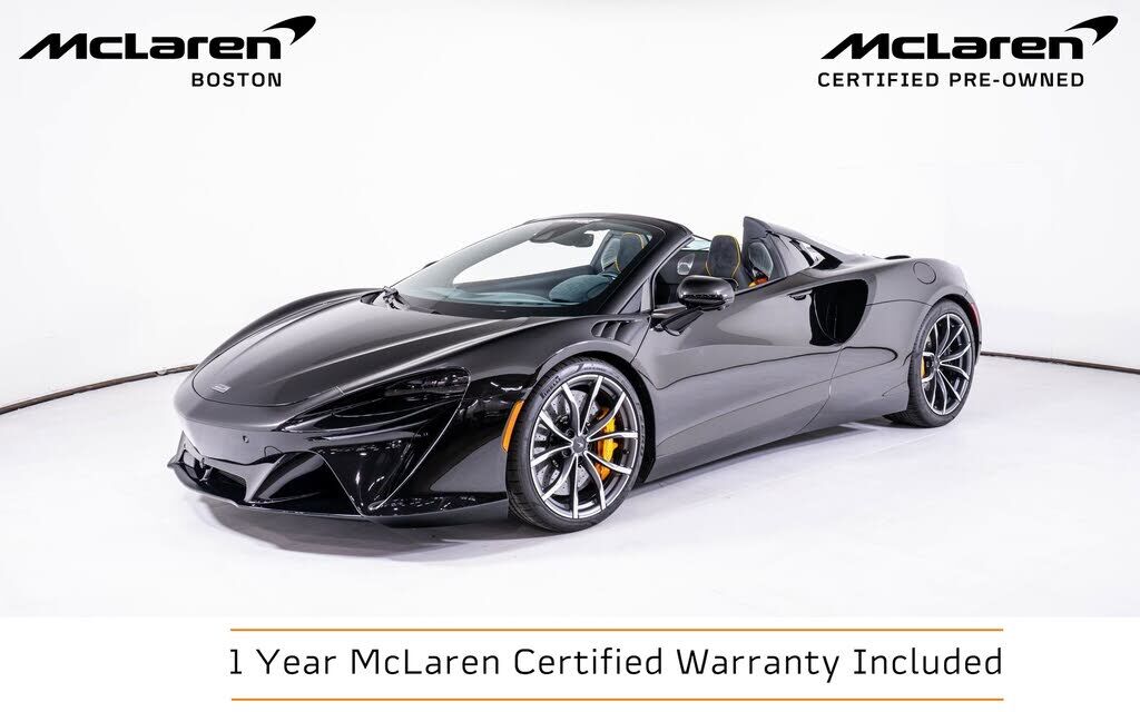 2025 MCLAREN ARTURA