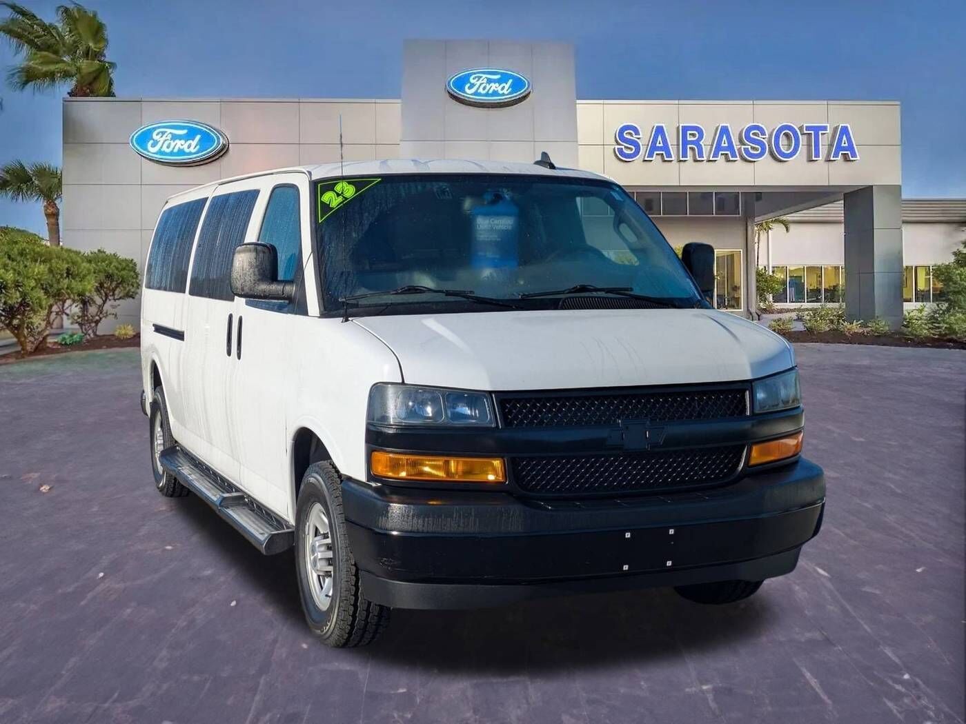 2023 CHEVROLET Express