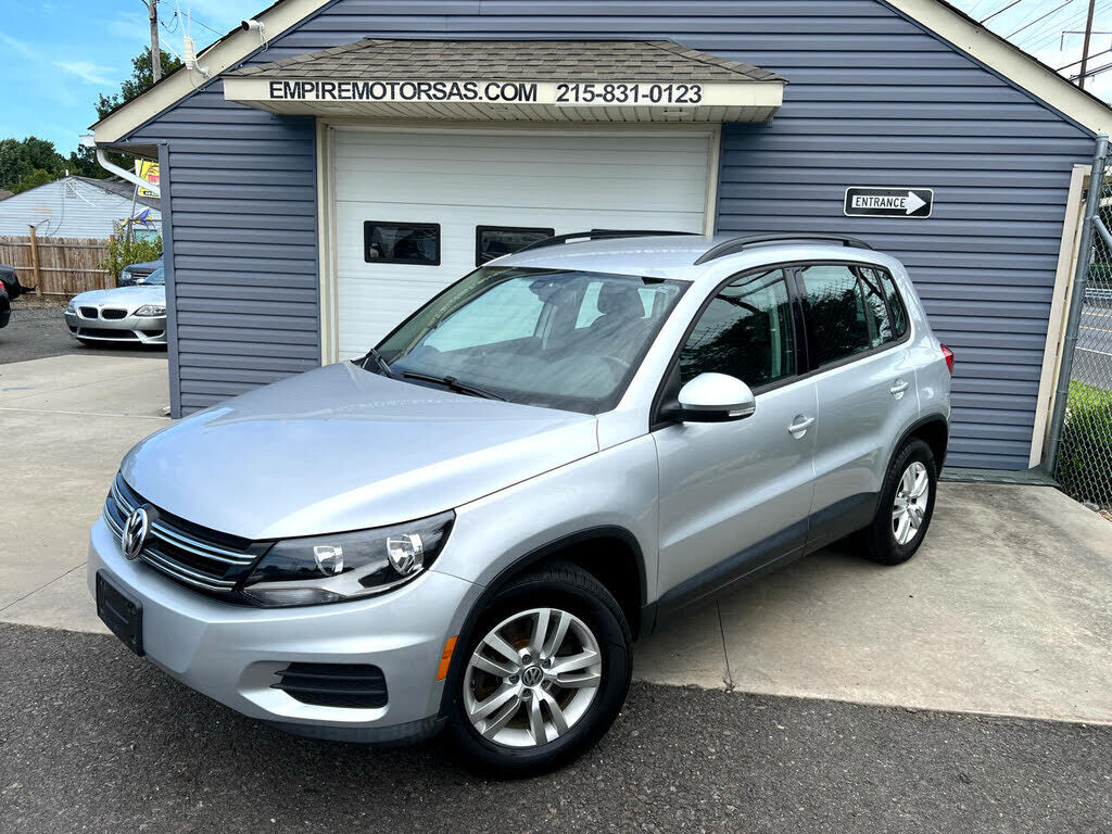 2016 VOLKSWAGEN Tiguan