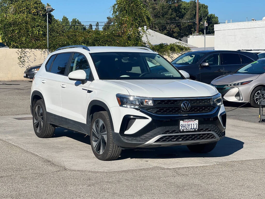 2023 VOLKSWAGEN Taos 4Motion