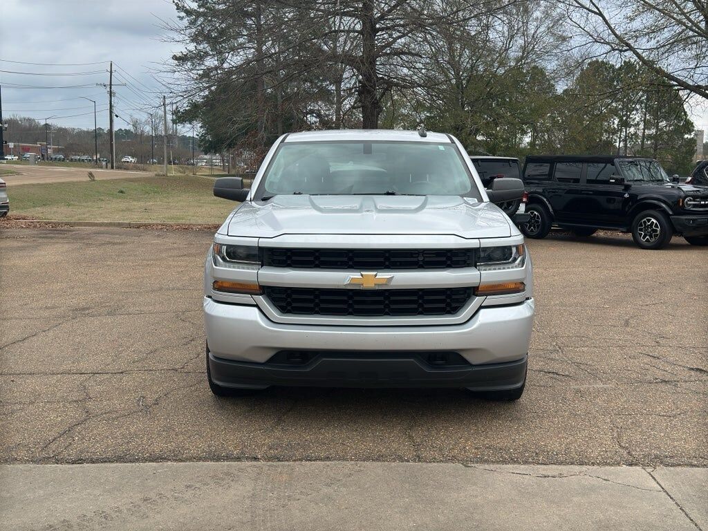 2018 CHEVROLET Silverado
