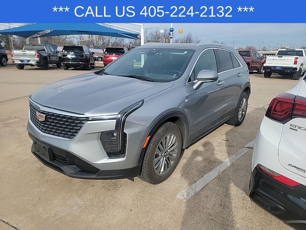 2025 CADILLAC XT4