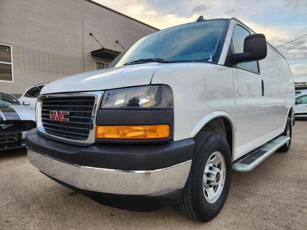 2024 GMC Savana