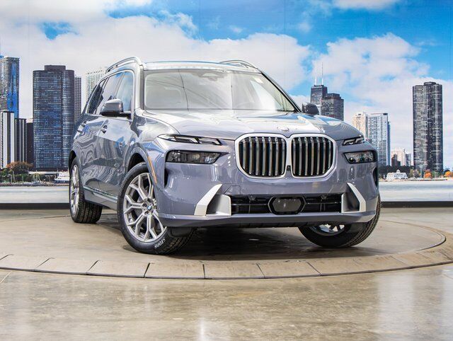 2025 BMW X7