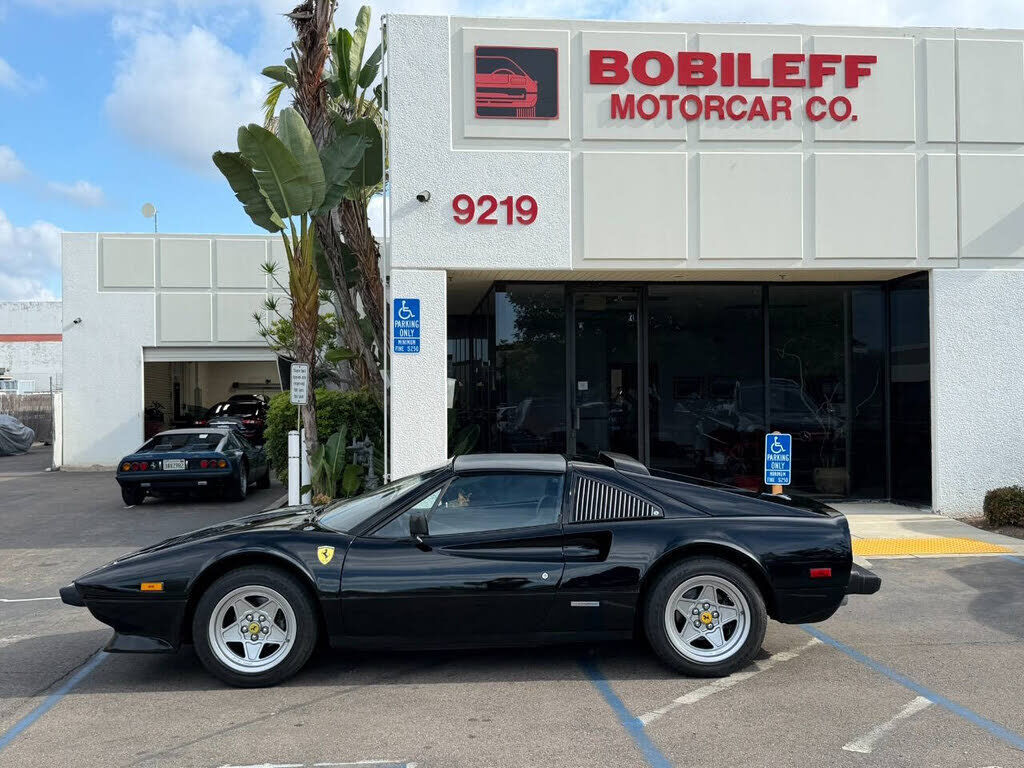 1985 FERRARI 308GTS Quattrovalvole