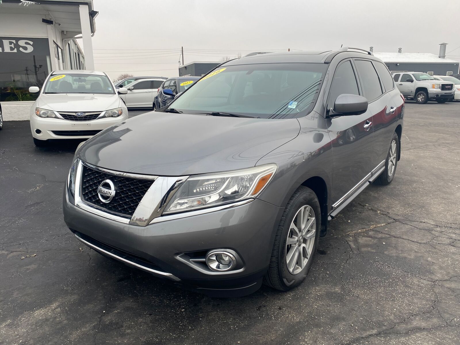 2016 NISSAN Pathfinder