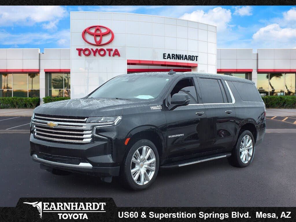 2023 CHEVROLET Suburban