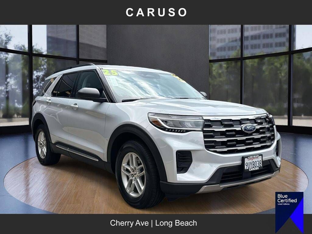 2025 FORD Explorer
