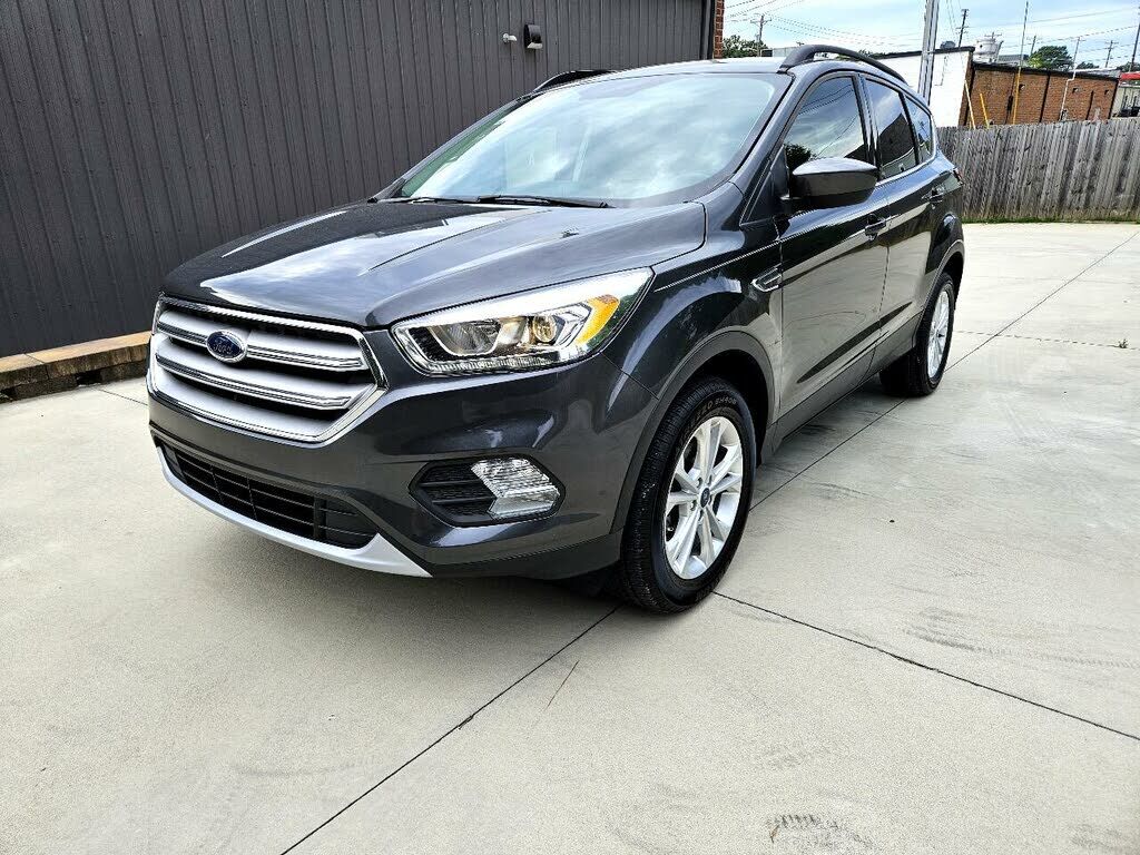 2019 FORD Escape