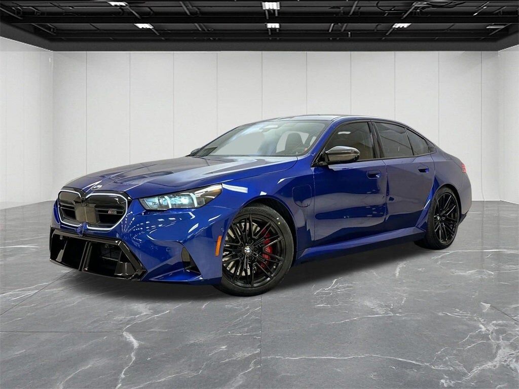 2025 BMW M5