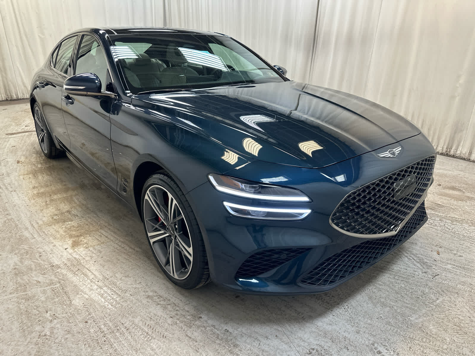 2025 GENESIS G70