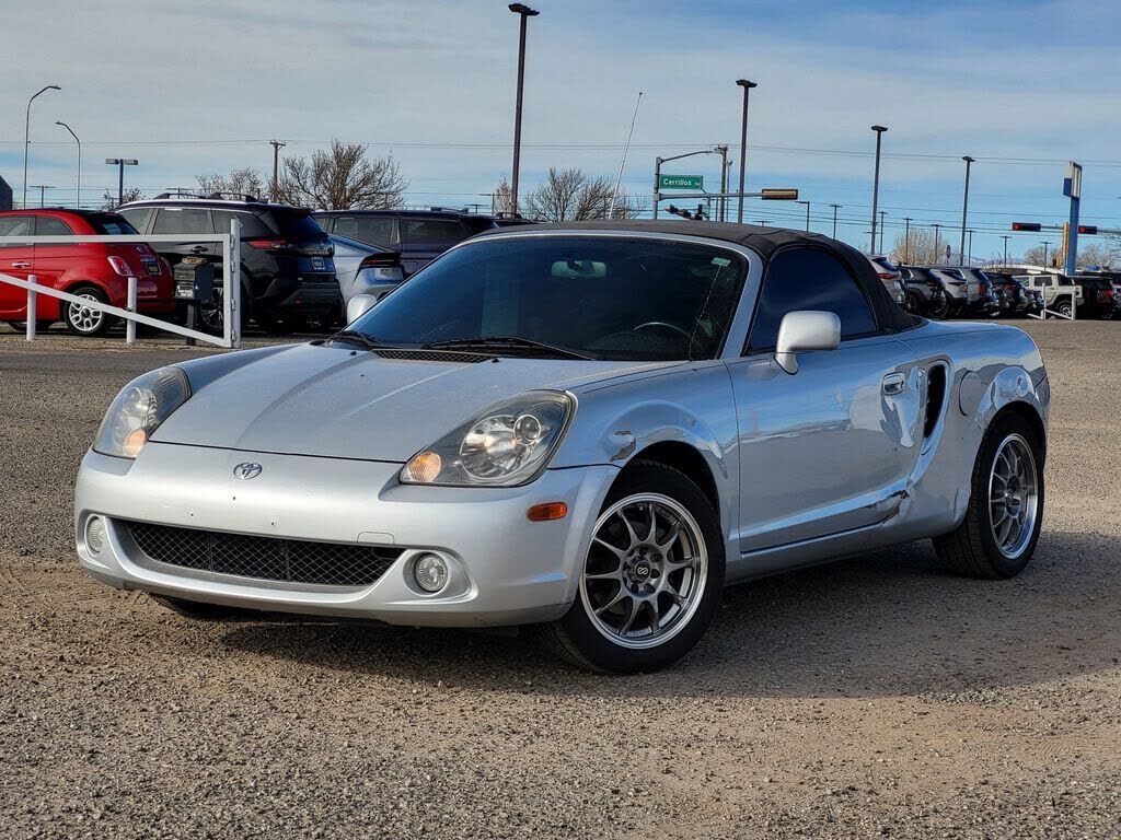 2005 TOYOTA MR2
