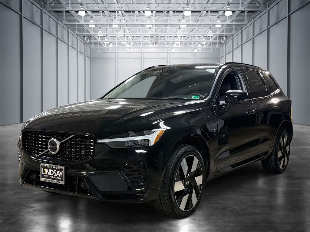 2024 VOLVO XC60
