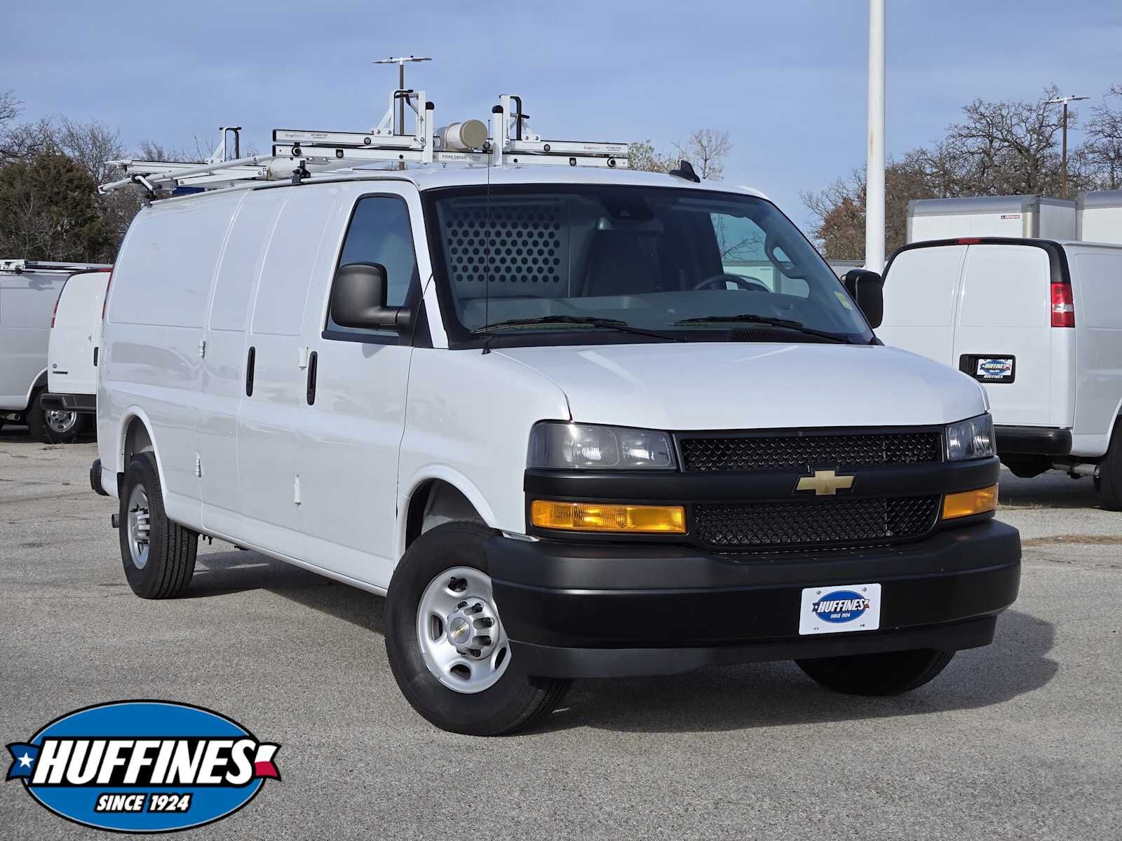 2025 CHEVROLET Express