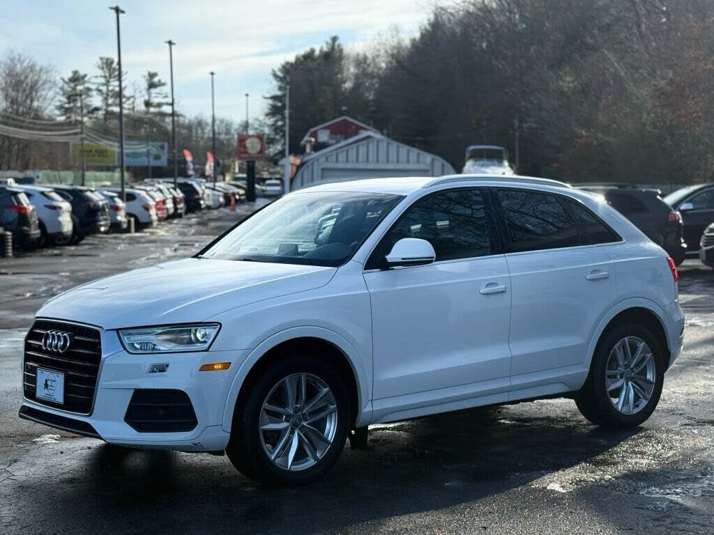 2016 AUDI Q3