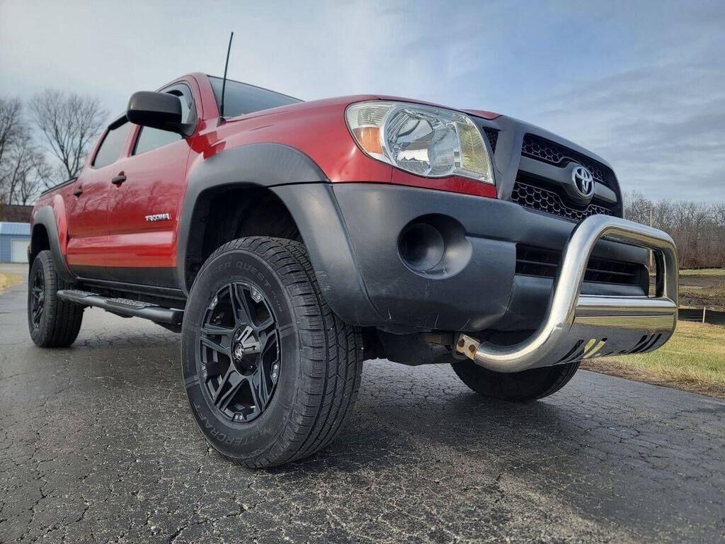 2011 TOYOTA Tacoma