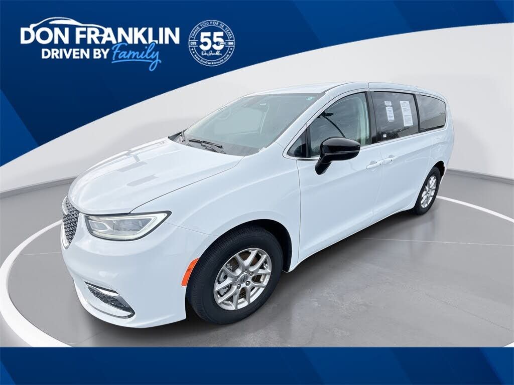2024 CHRYSLER Pacifica