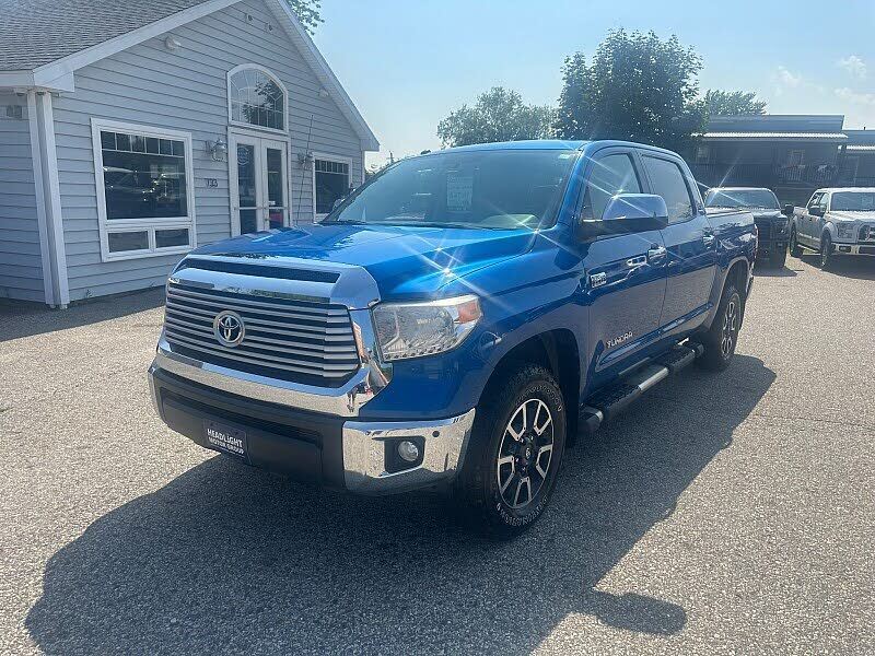 2017 TOYOTA Tundra