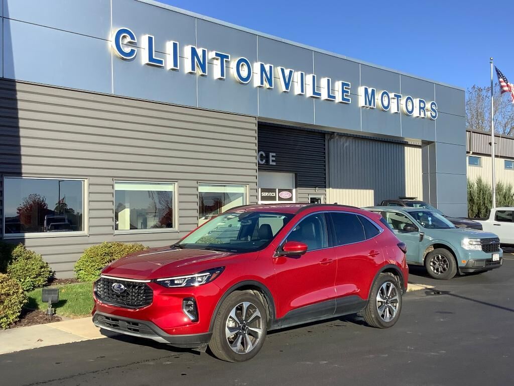 2023 FORD Escape