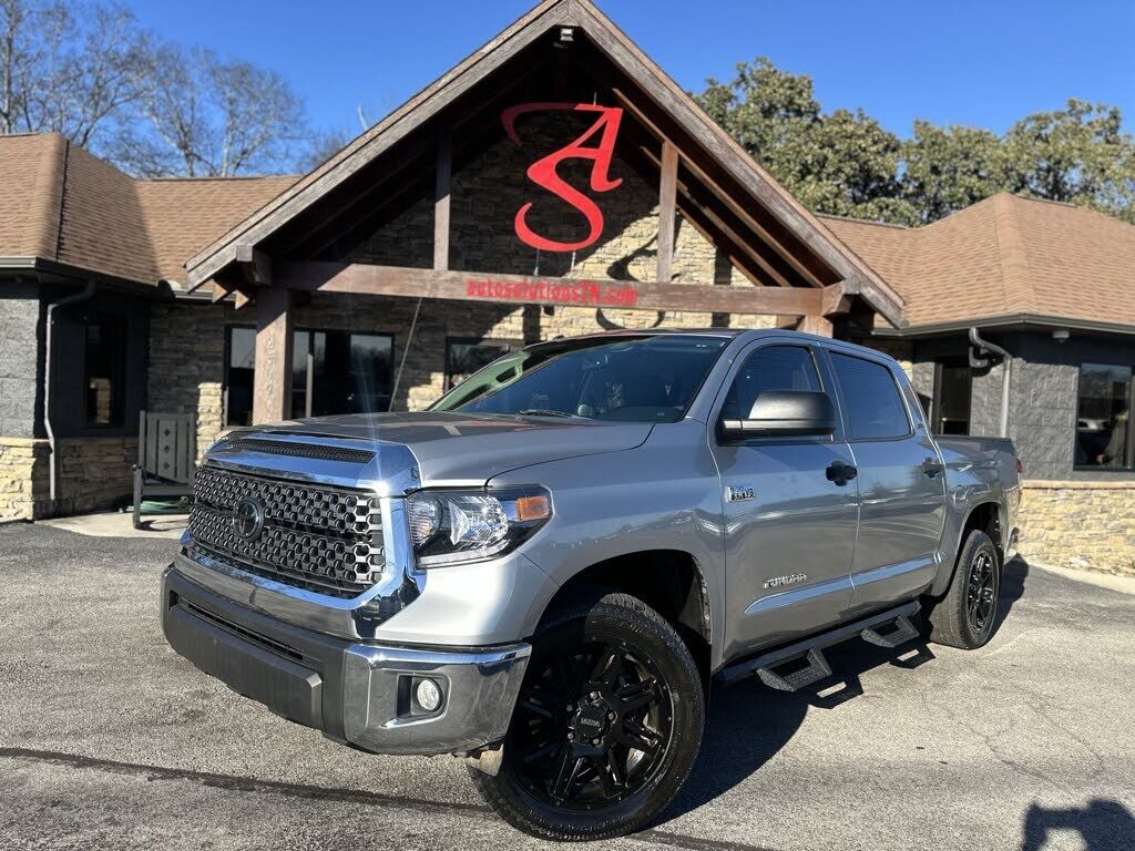 2018 TOYOTA Tundra