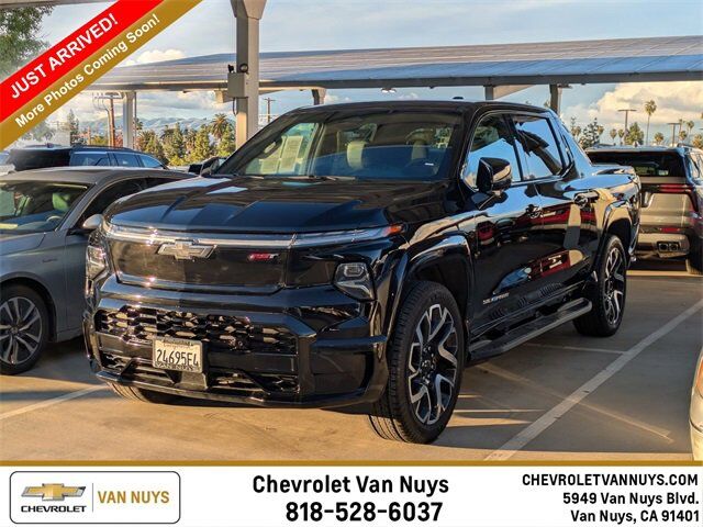 2024 CHEVROLET Silverado EV