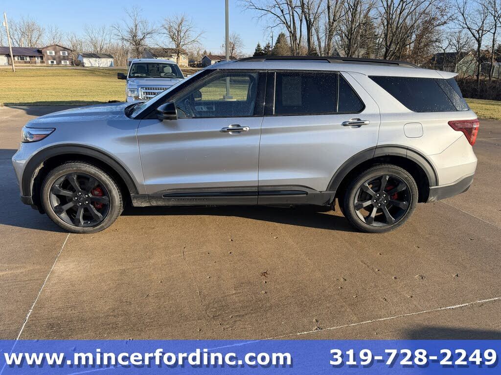 2022 FORD Explorer