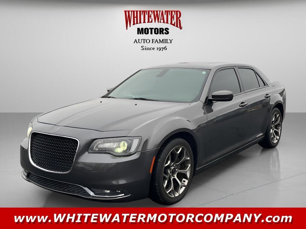 2016 CHRYSLER 300