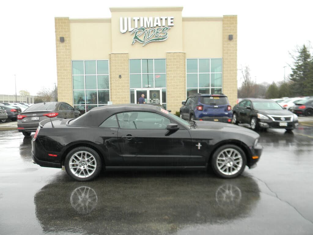 2012 FORD Mustang