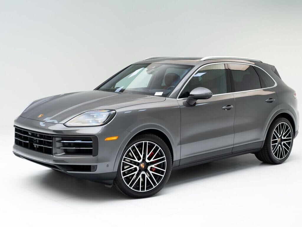 2026 PORSCHE Cayenne
