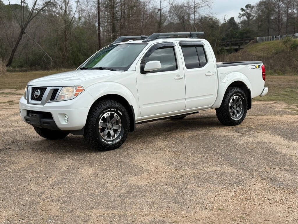 2017 NISSAN Frontier
