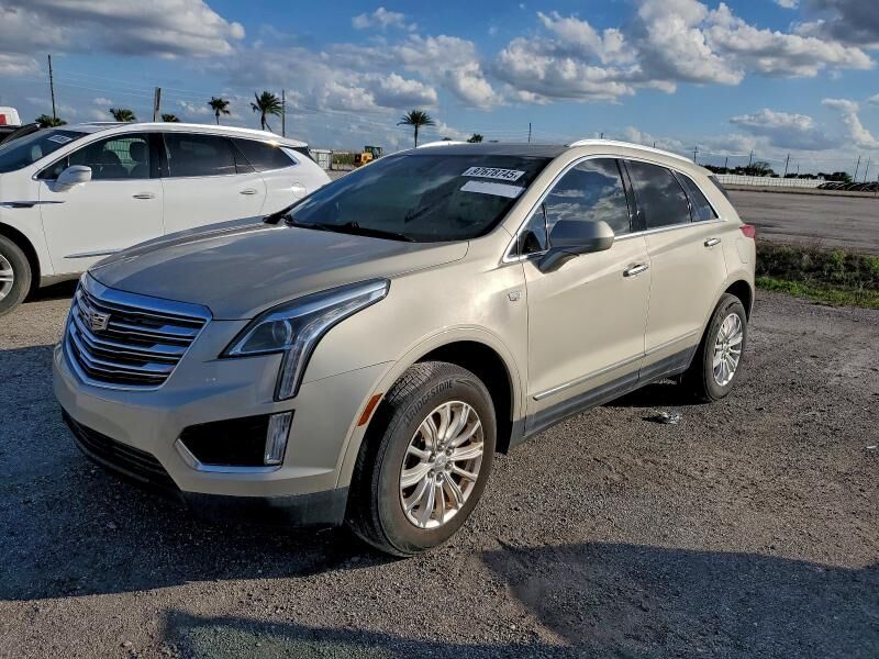 2017 CADILLAC XT5