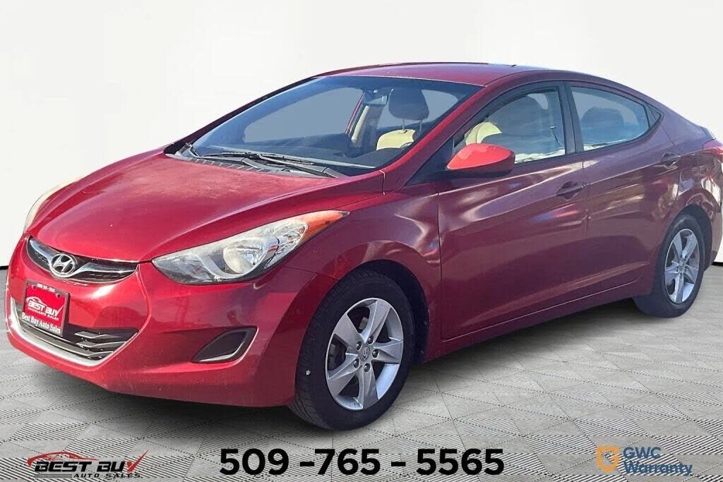 2013 HYUNDAI Elantra