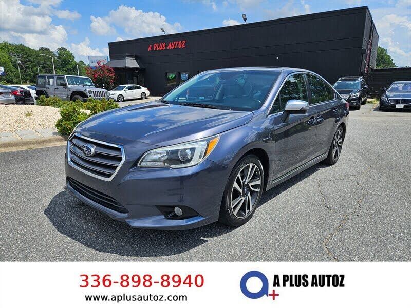 2017 SUBARU Legacy