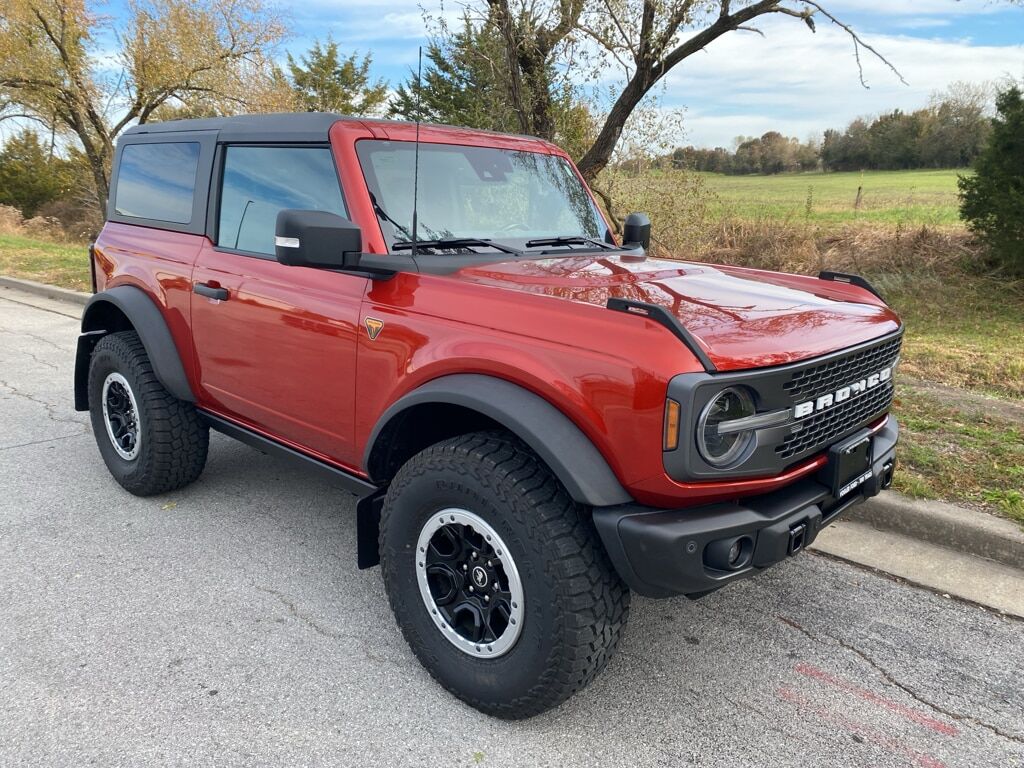 2023 FORD Bronco