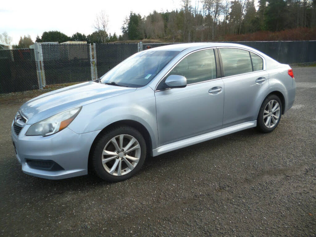 2013 SUBARU Legacy
