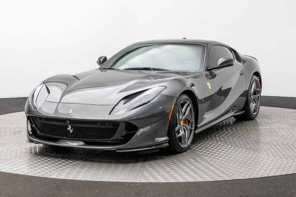 2019 FERRARI 812 Superfast