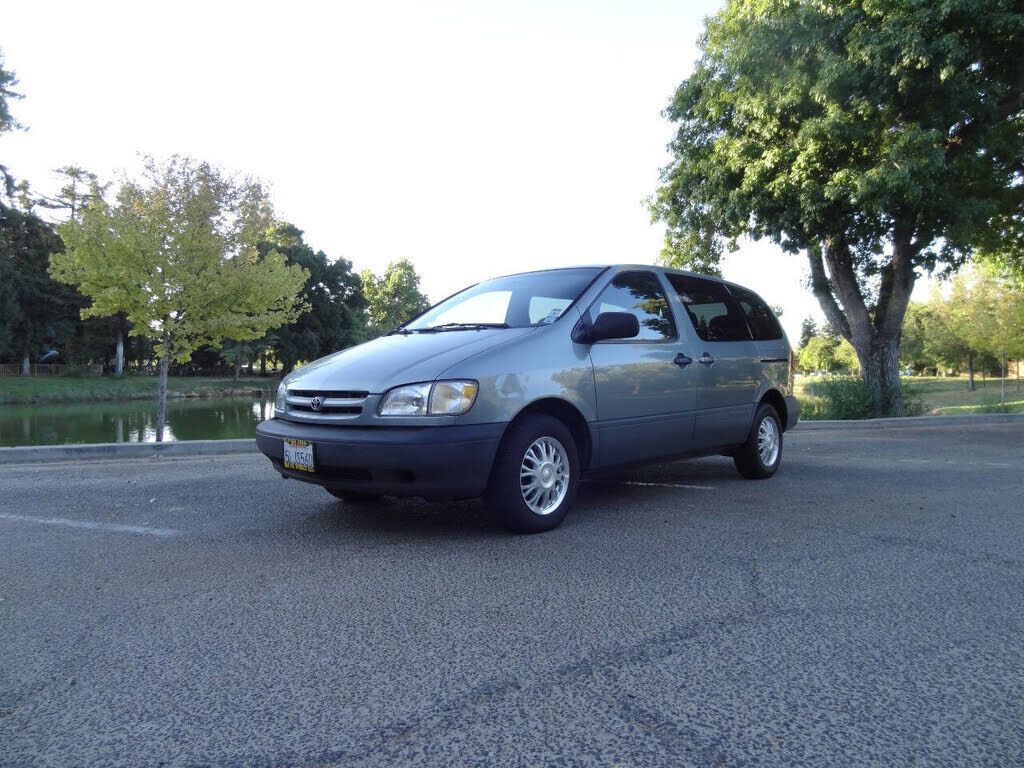 2000 TOYOTA Sienna
