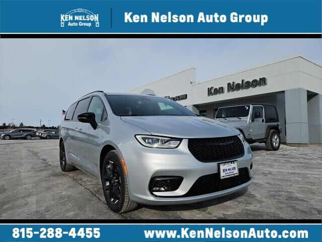 2026 CHRYSLER Pacifica