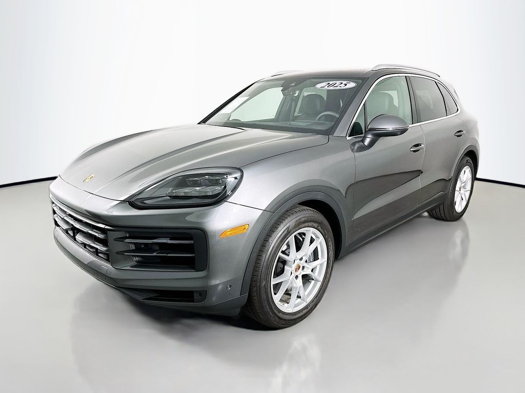 2025 PORSCHE Cayenne