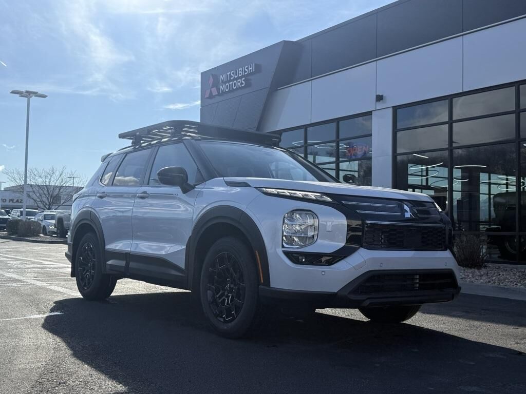 2026 MITSUBISHI Outlander