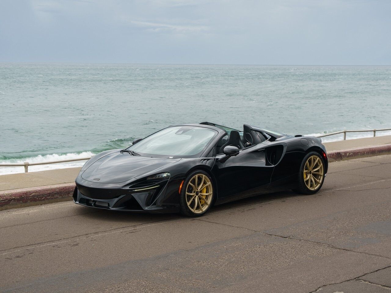 2026 MCLAREN ARTURA
