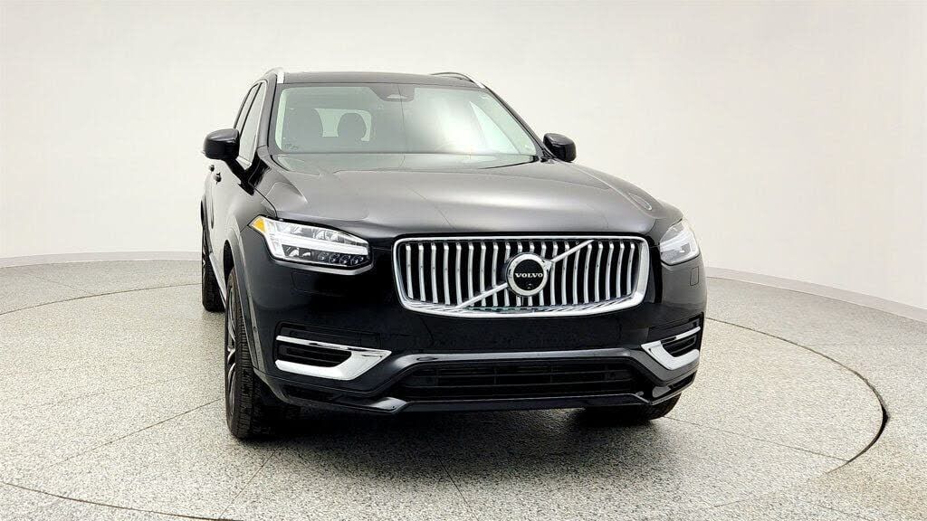 2025 VOLVO XC90